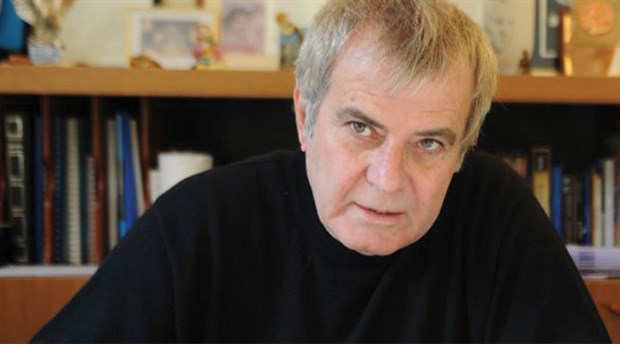 Tarık Akan hayatını kaybetti